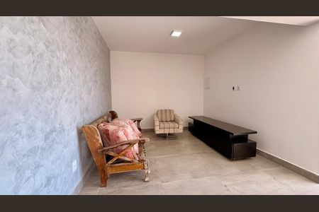 Casa à venda com 3 quartos, 235m² em Quintas do Ingaí, Barueri