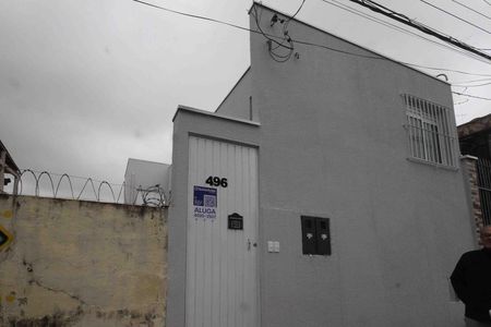 Casa para alugar com 60m², 2 quartos e sem vaga Casa para alugar com 60m², 2 quartos e sem vagaFachada