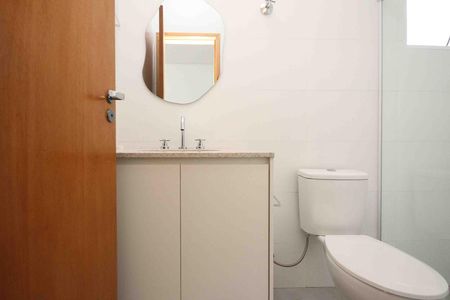 Casa para alugar com 60m², 2 quartos e sem vaga Casa para alugar com 60m², 2 quartos e sem vagaBanheiro