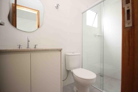 Casa para alugar com 60m², 2 quartos e sem vaga Casa para alugar com 60m², 2 quartos e sem vagaBanheiro