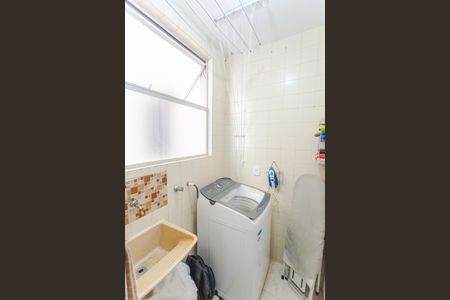 Apartamento à venda com 65m², 3 quartos e 1 vagaÁrea de Serviço