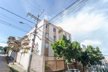 Apartamento à venda com 65m², 3 quartos e 1 vagaFachada