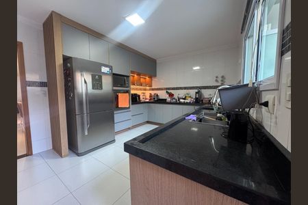 Casa à venda com 3 quartos, 230m² em Vila Luiz Casa, São Bernardo do Campo
