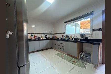 Casa à venda com 3 quartos, 230m² em Vila Luiz Casa, São Bernardo do Campo