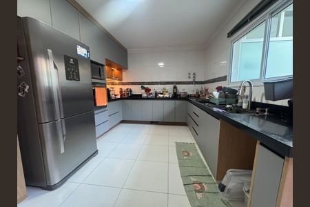 Casa à venda com 3 quartos, 230m² em Vila Luiz Casa, São Bernardo do Campo