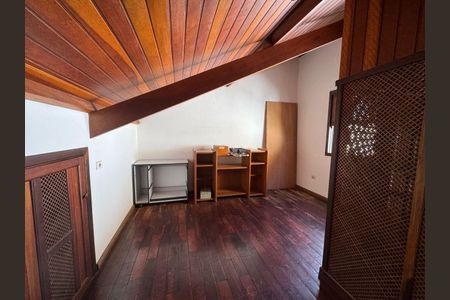 Casa à venda com 3 quartos, 268m² em Parque dos Passaros, São Bernardo do Campo