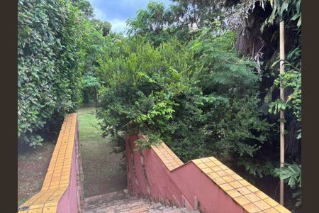 Casa à venda com 443m², 4 quartos e 5 vagas