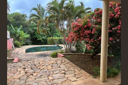 Casa à venda com 443m², 4 quartos e 5 vagas