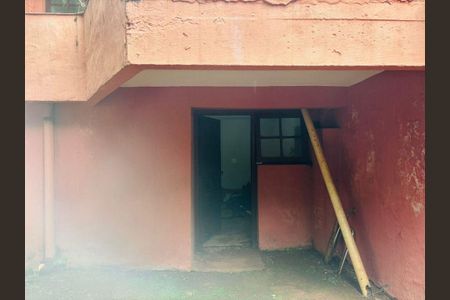 Casa à venda com 443m², 4 quartos e 5 vagas