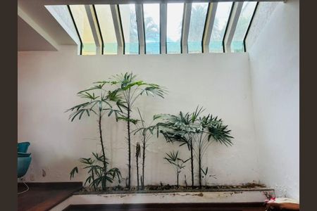 Casa à venda com 443m², 4 quartos e 5 vagas
