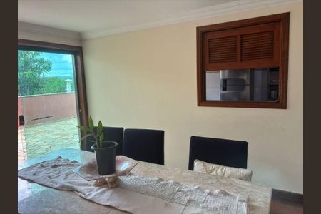 Casa à venda com 443m², 4 quartos e 5 vagas