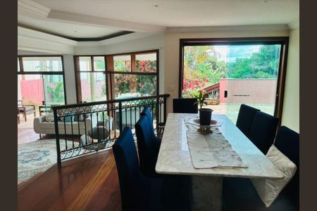 Casa à venda com 443m², 4 quartos e 5 vagas