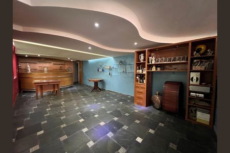 Casa à venda com 4 quartos, 392m² em Santa Terezinha, São Bernardo do Campo