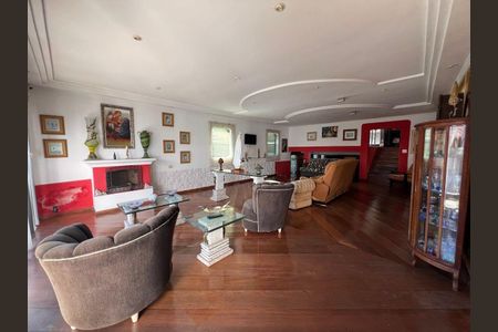 Casa à venda com 4 quartos, 392m² em Santa Terezinha, São Bernardo do Campo