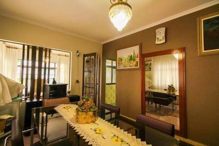 Casa à venda com 3 quartos, 194m² em Vila Matilde, São Paulo