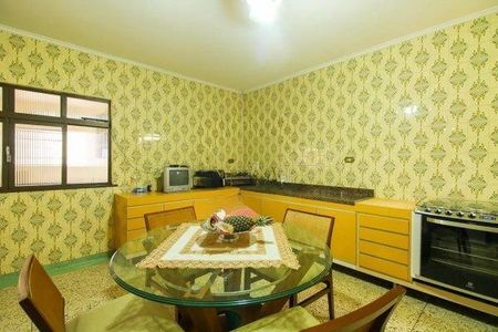 Casa à venda com 3 quartos, 194m² em Vila Matilde, São Paulo