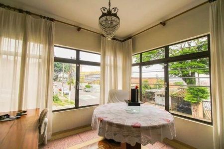 Casa à venda com 3 quartos, 194m² em Vila Matilde, São Paulo