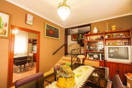 Casa à venda com 3 quartos, 194m² em Vila Matilde, São Paulo