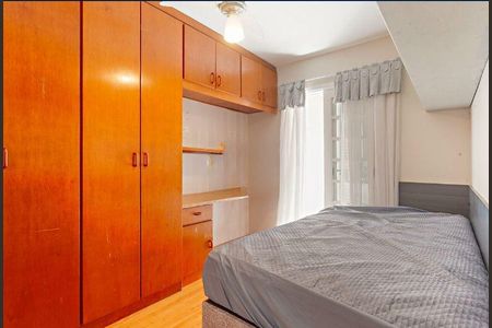 Casa à venda com 3 quartos, 172m² em Vila Suzana, São Paulo