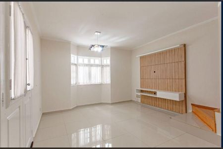 Casa à venda com 3 quartos, 172m² em Vila Suzana, São Paulo