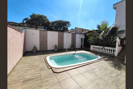 Casa à venda com 287m², 3 quartos e 3 vagas