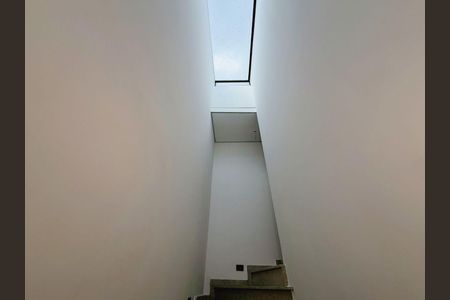 Casa à venda com 165m², 3 quartos e 2 vagas