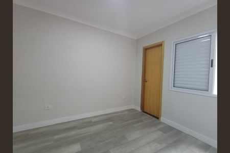 Casa à venda com 3 quartos, 224m² em Vila Carrão, São Paulo
