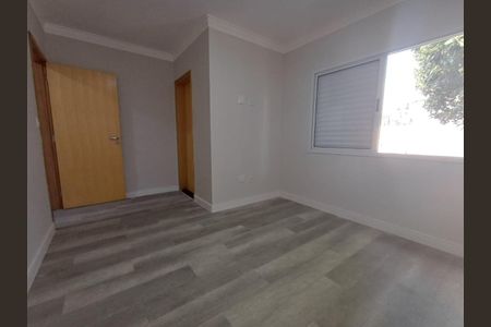 Casa à venda com 3 quartos, 224m² em Vila Carrão, São Paulo