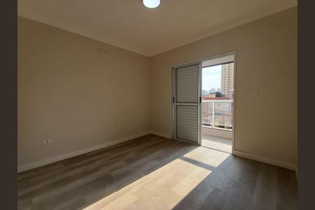 Casa à venda com 3 quartos, 224m² em Vila Carrão, São Paulo