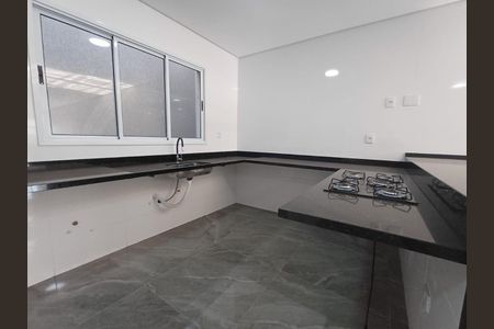 Casa à venda com 224m², 3 quartos e 4 vagas