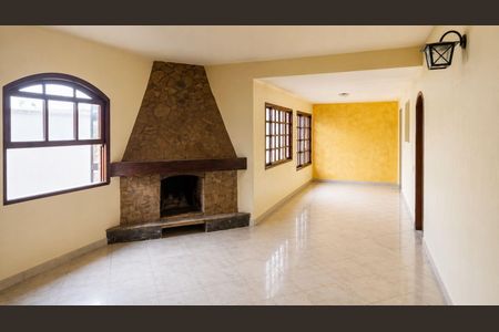 Casa à venda com 4 quartos, 385m² em Residencial Cinco (Alphaville), Santana de Parnaíba