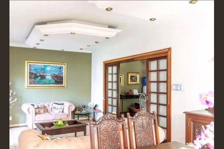 Casa à venda com 4 quartos, 254m² em Santa Terezinha, São Bernardo do Campo