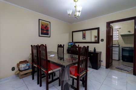 Casa para alugar com 90m², 3 quartos e 1 vaga Casa para alugar com 90m², 3 quartos e 1 vagaSala
