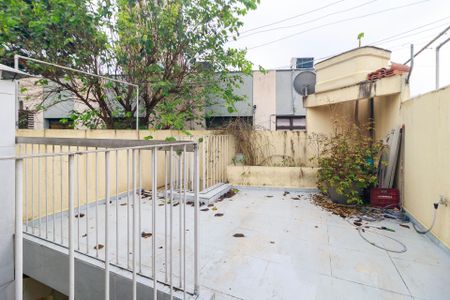 Casa para alugar com 90m², 3 quartos e 1 vaga Casa para alugar com 90m², 3 quartos e 1 vagaSacada