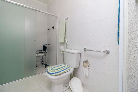 Casa para alugar com 90m², 3 quartos e 1 vaga Casa para alugar com 90m², 3 quartos e 1 vagaSuíte - Banheiro
