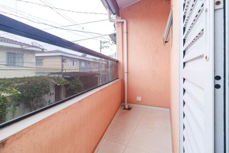Casa para alugar com 90m², 3 quartos e 1 vaga Casa para alugar com 90m², 3 quartos e 1 vagaSuíte - Varanda