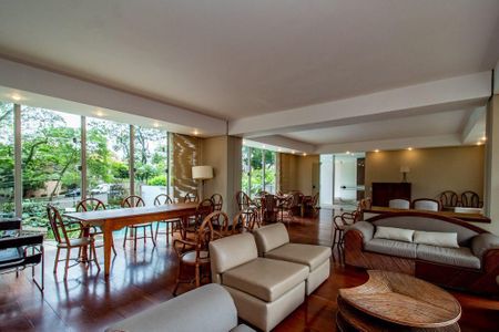 Apartamento à venda com 328m², 3 quartos e 3 vagas