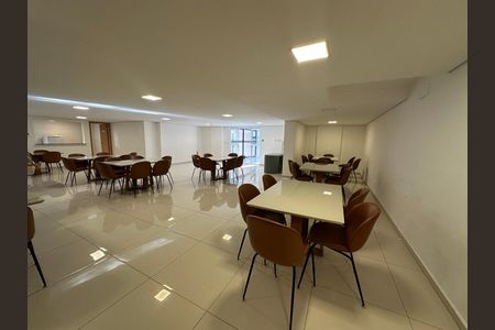 Apartamento para alugar com 46m², 2 quartos e 1 vaga Apartamento para alugar com 46m², 2 quartos e 1 vagaSalão de Festas