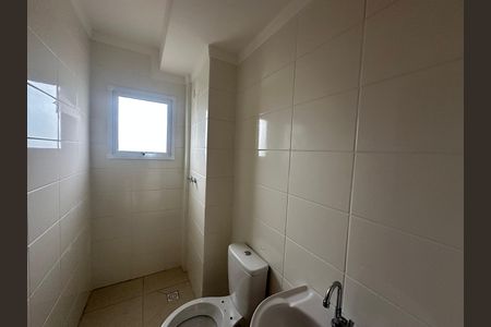 Apartamento para alugar com 46m², 2 quartos e 1 vaga Apartamento para alugar com 46m², 2 quartos e 1 vagaBanheiro