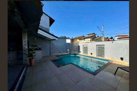 Casa à venda com 380m², 5 quartos e 4 vagas