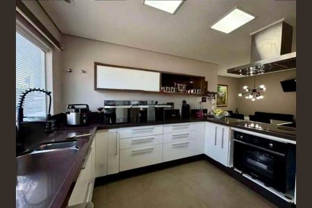 Casa à venda com 5 quartos, 380m² em Parque dos Passaros, São Bernardo do Campo