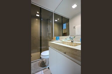 Apartamento à venda com 168m², 3 quartos e 3 vagasBanheiro Suíte 2