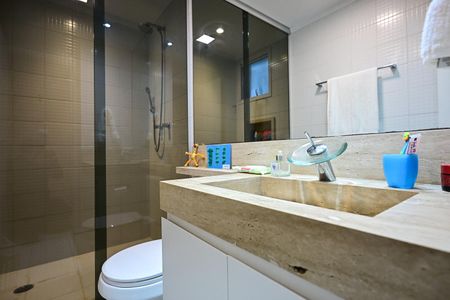 Apartamento à venda com 168m², 3 quartos e 3 vagasBanheiro Suíte 2