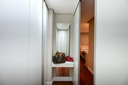 Apartamento à venda com 168m², 3 quartos e 3 vagasArmário da Suíte  3