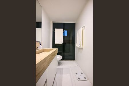 Apartamento à venda com 168m², 3 quartos e 3 vagasBanheiro da Suíte  3