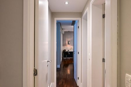 Apartamento à venda com 168m², 3 quartos e 3 vagasCorredor