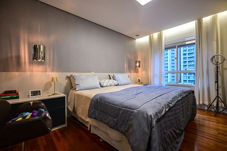 Apartamento à venda com 168m², 3 quartos e 3 vagasSuíte 3