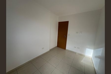 Quarto 1 de apartamento para alugar com 2 quartos, 46m² em Parque Sao Vicente, São Vicente
