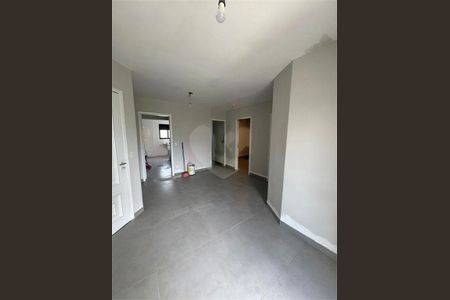 Apartamento à venda com 72m², 3 quartos e sem vaga