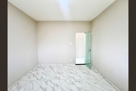 Casa à venda com 490m², 4 quartos e 3 vagas Casa à venda com 490m², 4 quartos e 3 vagasQuarto 1